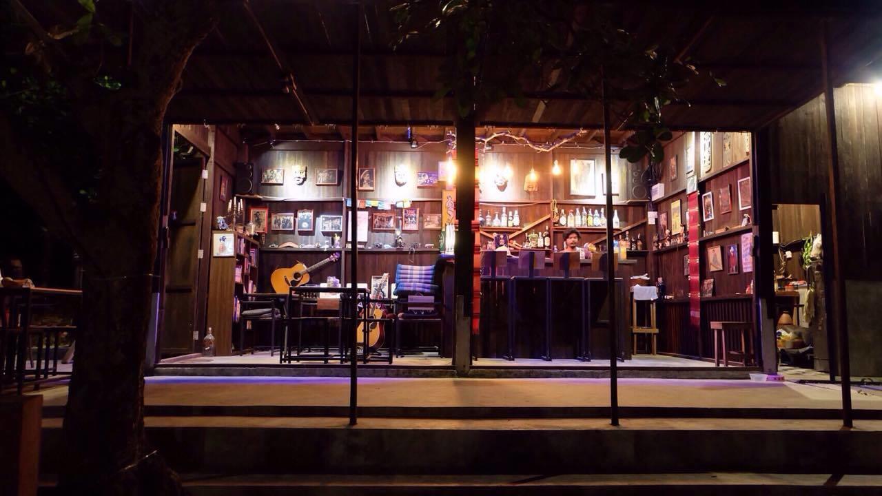 The Shadow House & Bar Koh Phayam Exterior foto