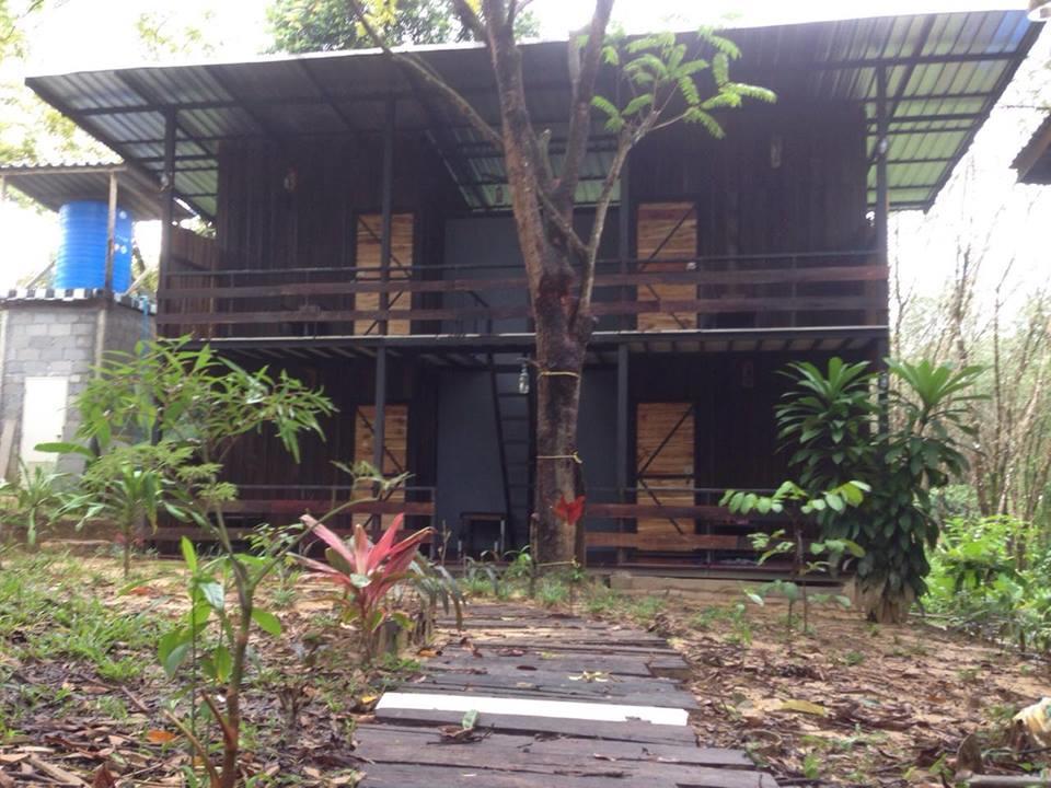 The Shadow House & Bar Koh Phayam Exterior foto